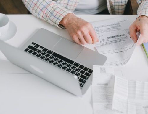 Hacienda lanzará en octubre un espacio de pruebas para emitir la factura digital y rechaza unirla con Verifactu